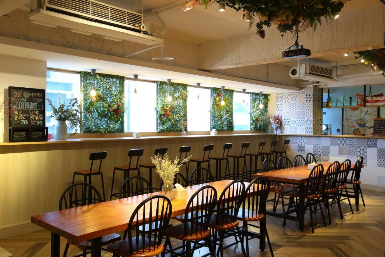 Loosha Hostel Тайджун Екстериор снимка