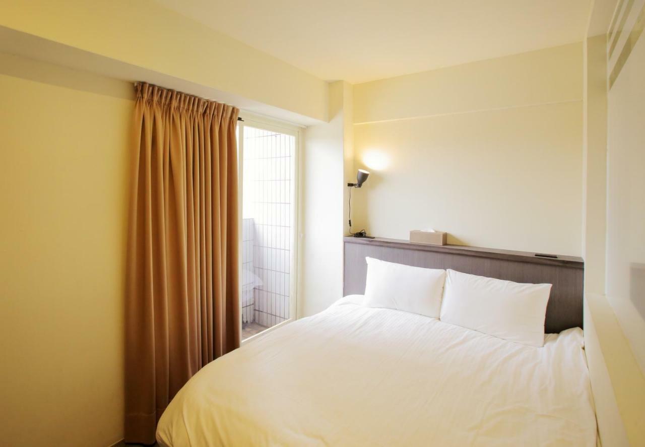 Loosha Hostel Тайджун Екстериор снимка